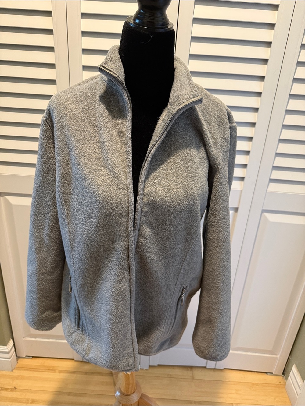Karen Scott Light Gray Fleece Jacket